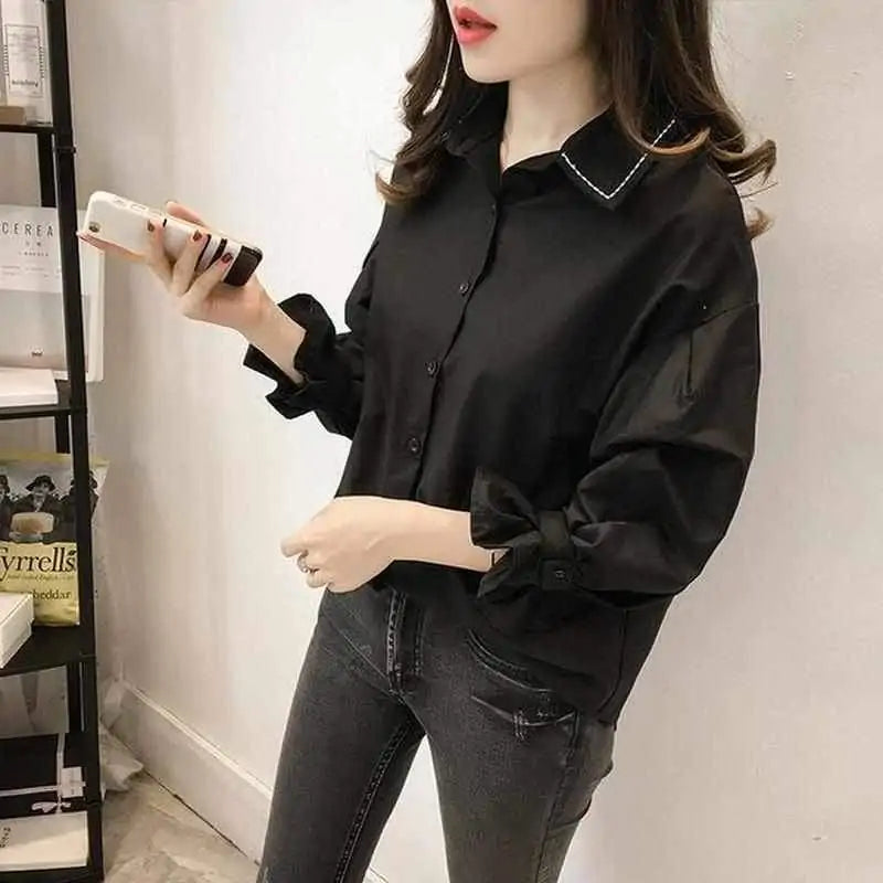 Charm Buttoned Blouse