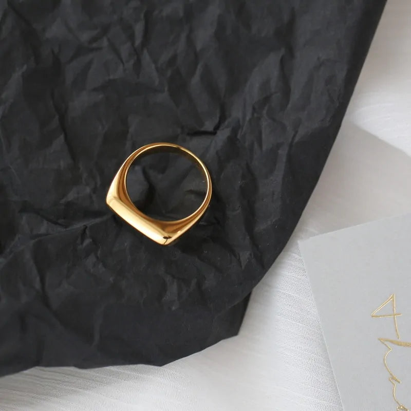 2021 Hot Sell Square Plain Ring: 18 Karat vergoldeter Titan-Edelstahlschmuck