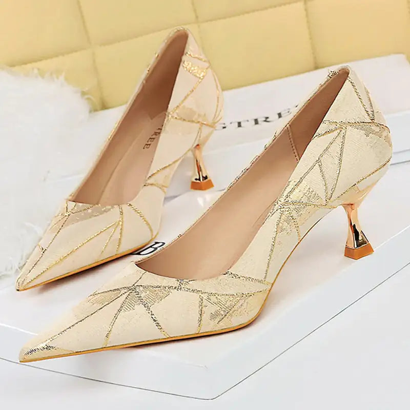 Damen Pumps mit hohen Absätzen