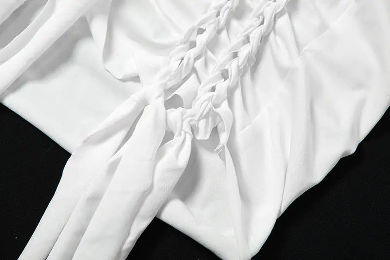 Überzeugendes Cutout-Minikleid