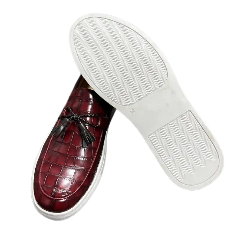 Mocasines con borlas de piel con estampado de cocodrilo