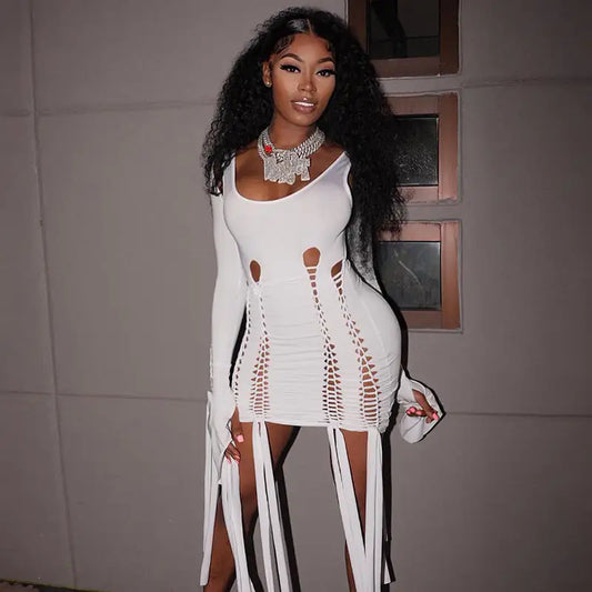 Minivestido con recortes persuasivos