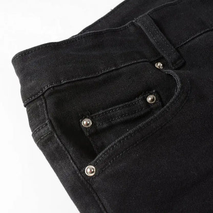 Vaqueros de hombre ajustados con patchwork desgastado negro